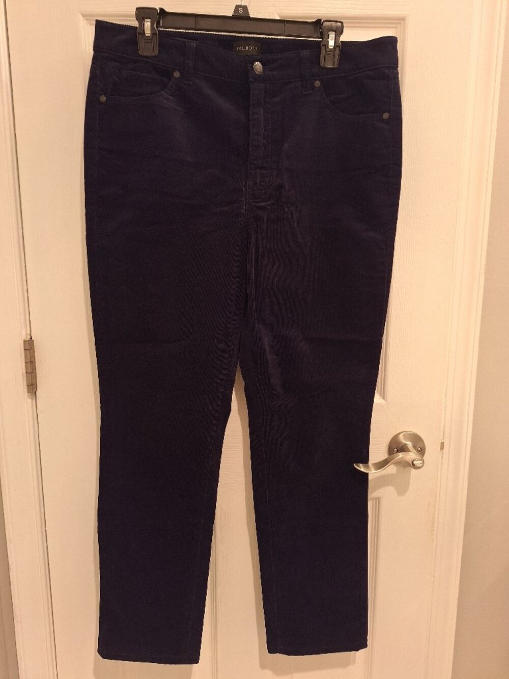 Talbots Corduroy straight leg pant, Size petite 12, very dark navy